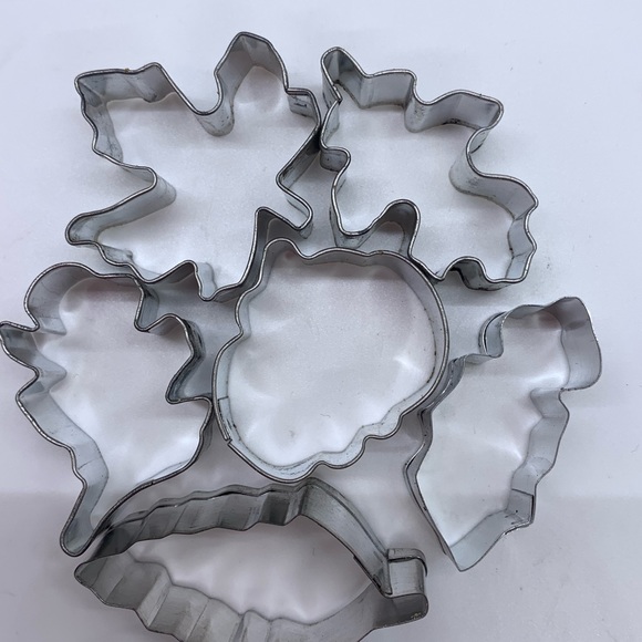 Vintage MINI LEAVES Cookie Cutters - Picture 6 of 6